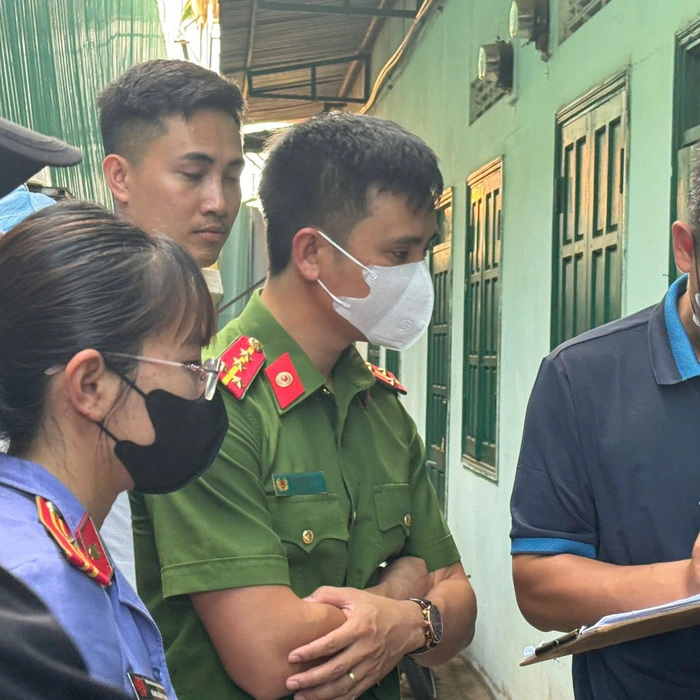 Trở Lại Phòng Trọ, Nam Sinh Phát Hiện Bạn Cùng Phòng Tử Vong