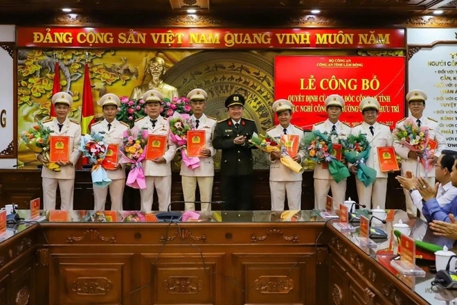 68 Cán Bộ Công An Lâm Đồng Tự Nguyện Nghỉ Hưu Trước Tuổi
