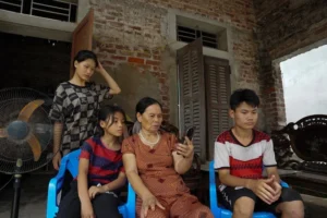 Bé 4 Tuổi Gặp Tai Nạn Giao Thông: Gia Đình Kêu Cứu Trong Hoàn Cảnh Khó Khăn